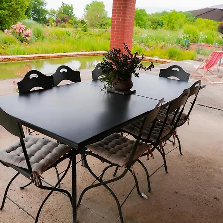 D'hotes Insolite Pigeonnier In Marciac Gers Frühstückspension