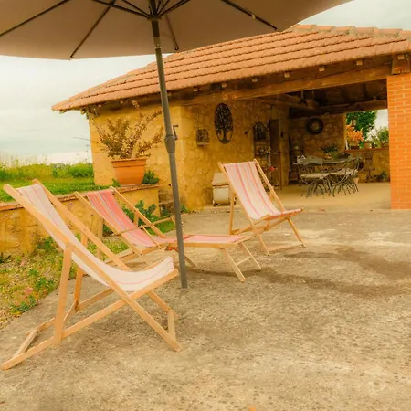 D'hotes Insolite Pigeonnier In Marciac Gers Frühstückspension Monlezun