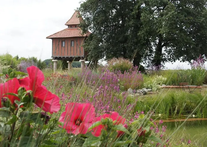 D'hotes Insolite Pigeonnier In Marciac Gers 3* Monlezun