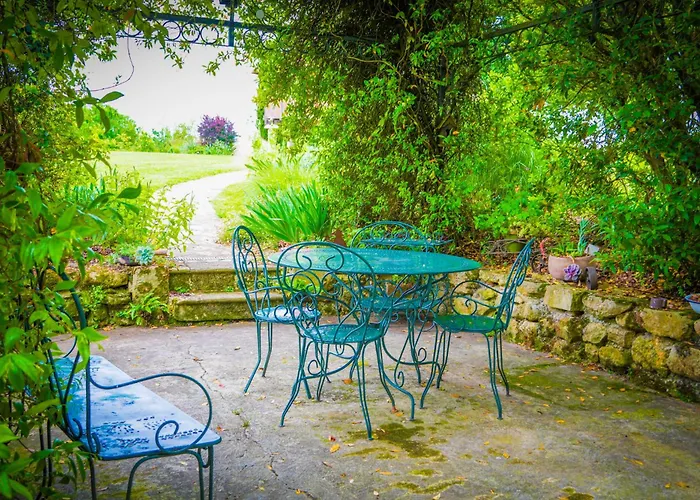 D'hotes Insolite Pigeonnier In Marciac Gers Bed & Breakfast